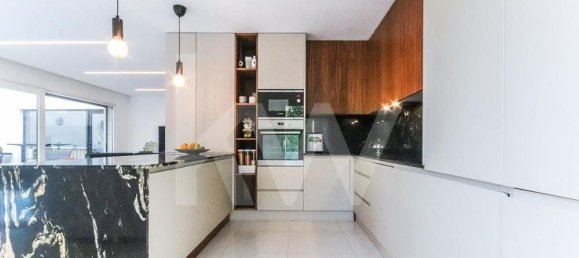 4 chambres Villa à Almada, Portugal No. 71599 21