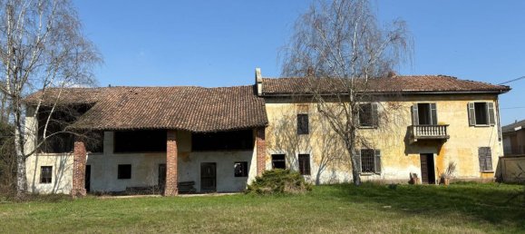 8 rooms House in Gambolò, Italy No. 29230 2