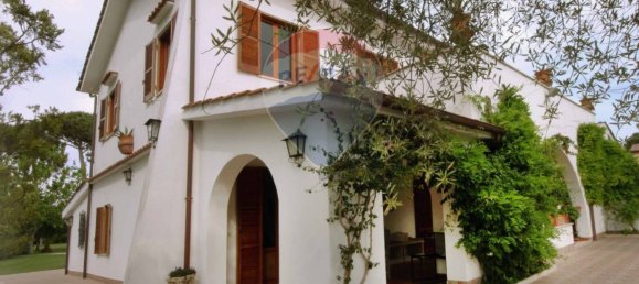 8 bedrooms Villa in Ardea, Italy No. 223924 38