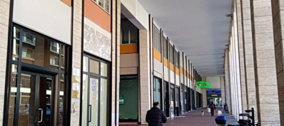 5 rooms Office in Cuneo, Italy No. 101113 2