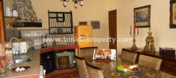 5 bedrooms Villa in Arico, Spain No. 725 4