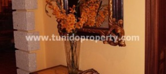 5 bedrooms Villa in Arico, Spain No. 725 20