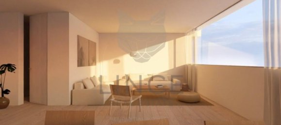 Building in Lisbon, Portugal No. 121678 5