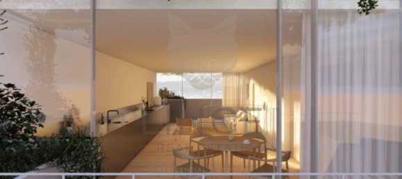 Building in Lisbon, Portugal No. 121678 4