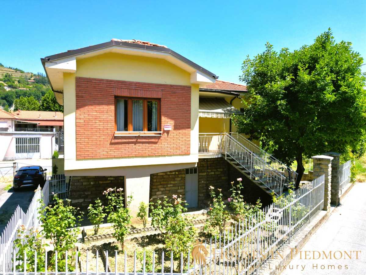 2 غرف نوم منزل في Cortemilia, Italy رقم 309842