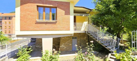 2 غرف نوم منزل في Cortemilia, Italy رقم 309842 2