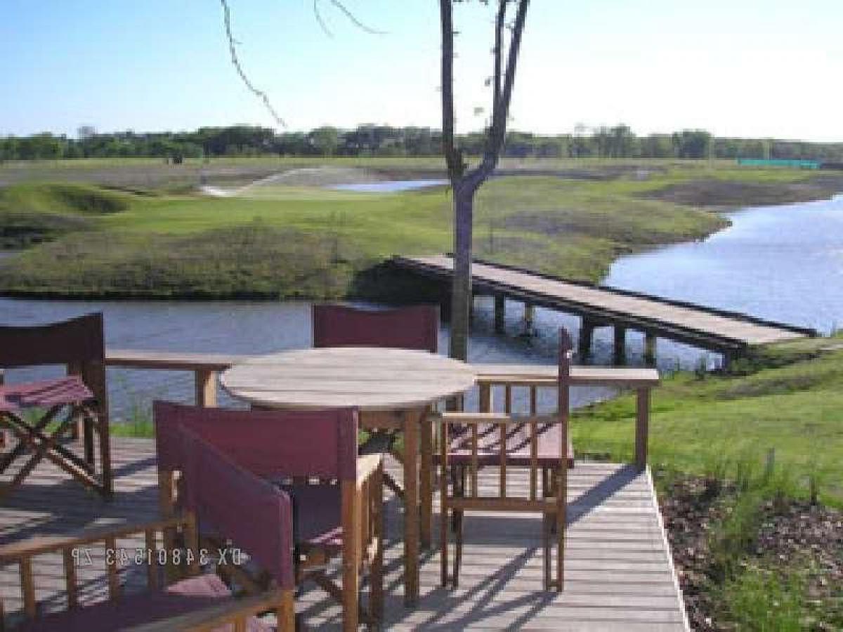  Land in Buenos Aires, Argentina No. 112644