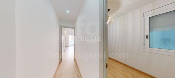 Apartamento de 3 dormitorios en Eixample, Spain No. 169611 44