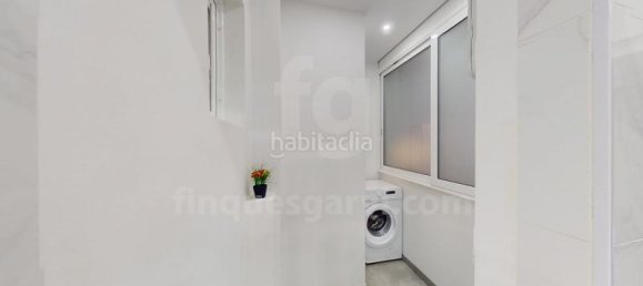 Apartamento de 3 dormitorios en Eixample, Spain No. 169611 21