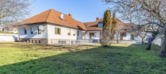 Villa de 12 habitaciónes en Pama, Austria No. 139970 15