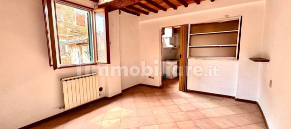 1 bedroom Apartment in Montevarchi, Italy No. 323846 5