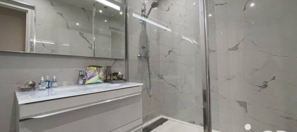 2 bedrooms Apartment in Nanterre, France No. 170408 16