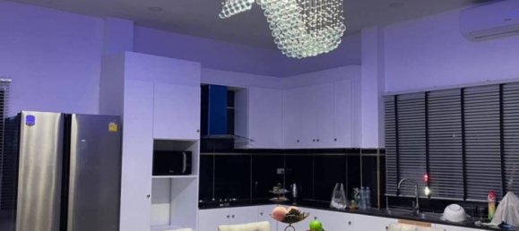 4 bedrooms Villa in Pattaya, Thailand No. 17705 3