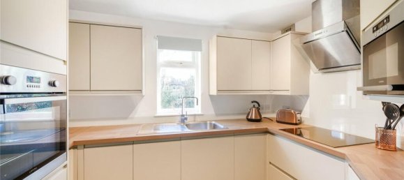 1 bedroom Apartment in Putney, United Kingdom No. 7296 2