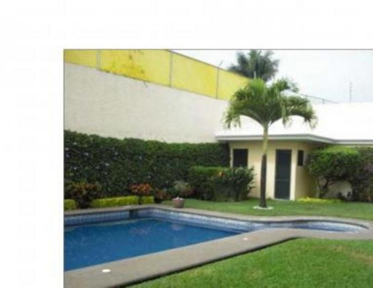 4 bedrooms House in Morelos, Mexico No. 150553