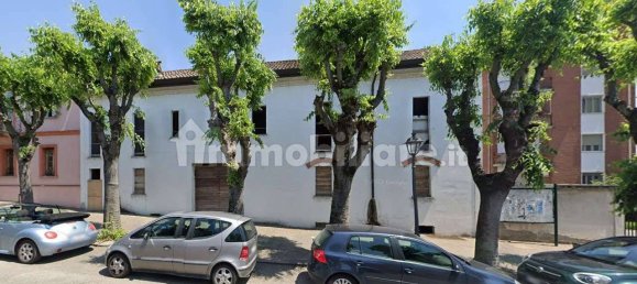 24 bedrooms Building in Valenza, Italy No. 209440 4