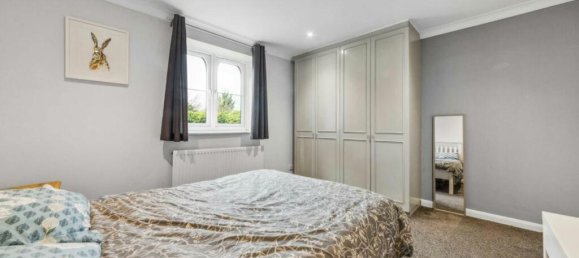 2 Schlafzimmer Wohnung in Acton, United Kingdom, Nr. 10030 8