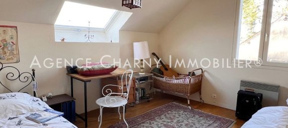 6 Schlafzimmer Haus in Chateau-Renard, France, Nr. 156370 10