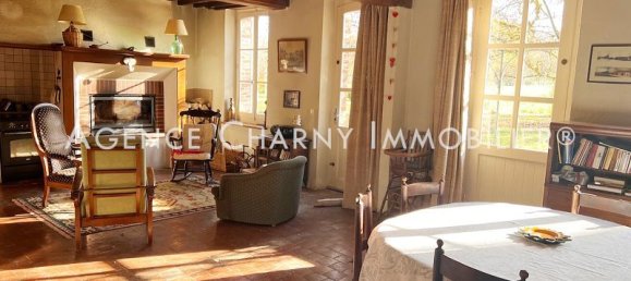 6 Schlafzimmer Haus in Chateau-Renard, France, Nr. 156370 4