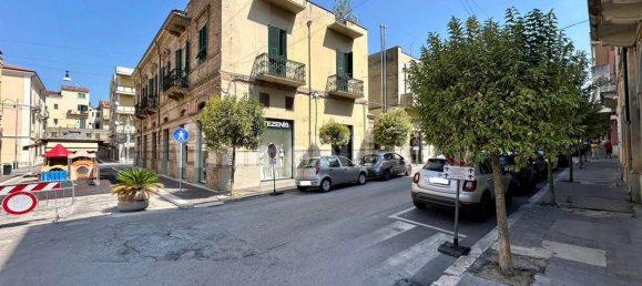 2-salle Propriété commerciale à Lanciano, Italy No. 125728 2