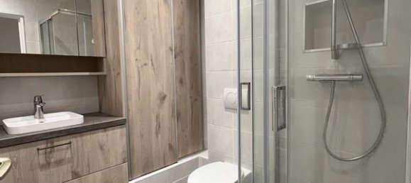 3 chambres Appartement à Auxerre, France No. 258362 6