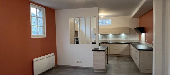 3 chambres Appartement à Auxerre, France No. 258362 3