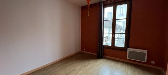 3 chambres Appartement à Auxerre, France No. 258362 4