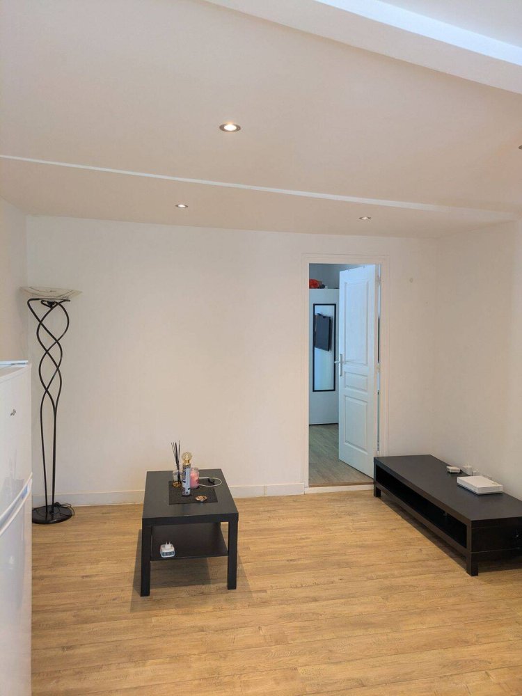 1 bedroom Apartment in Aix-en-Provence, France No. 325790