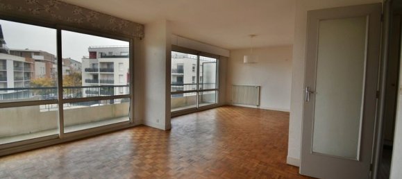 2 Schlafzimmer Wohnung in Chartres, France, Nr. 156316 10