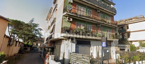 3 bedrooms Apartment in Rome, Italy No. 45558 40