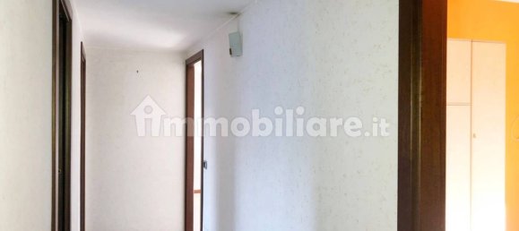 3 bedrooms Apartment in Rome, Italy No. 45558 6
