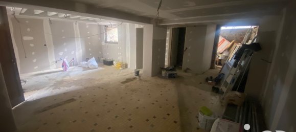 3 bedrooms House in Plailly, France No. 263393 7