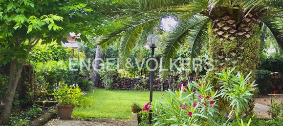 3 bedrooms Villa in Fiumicino, Italy No. 103859 8