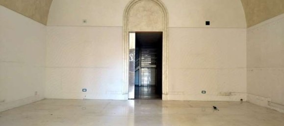  عقار تجاري في Gravina in Puglia, Italy 160متر مربع رقم 39571 3