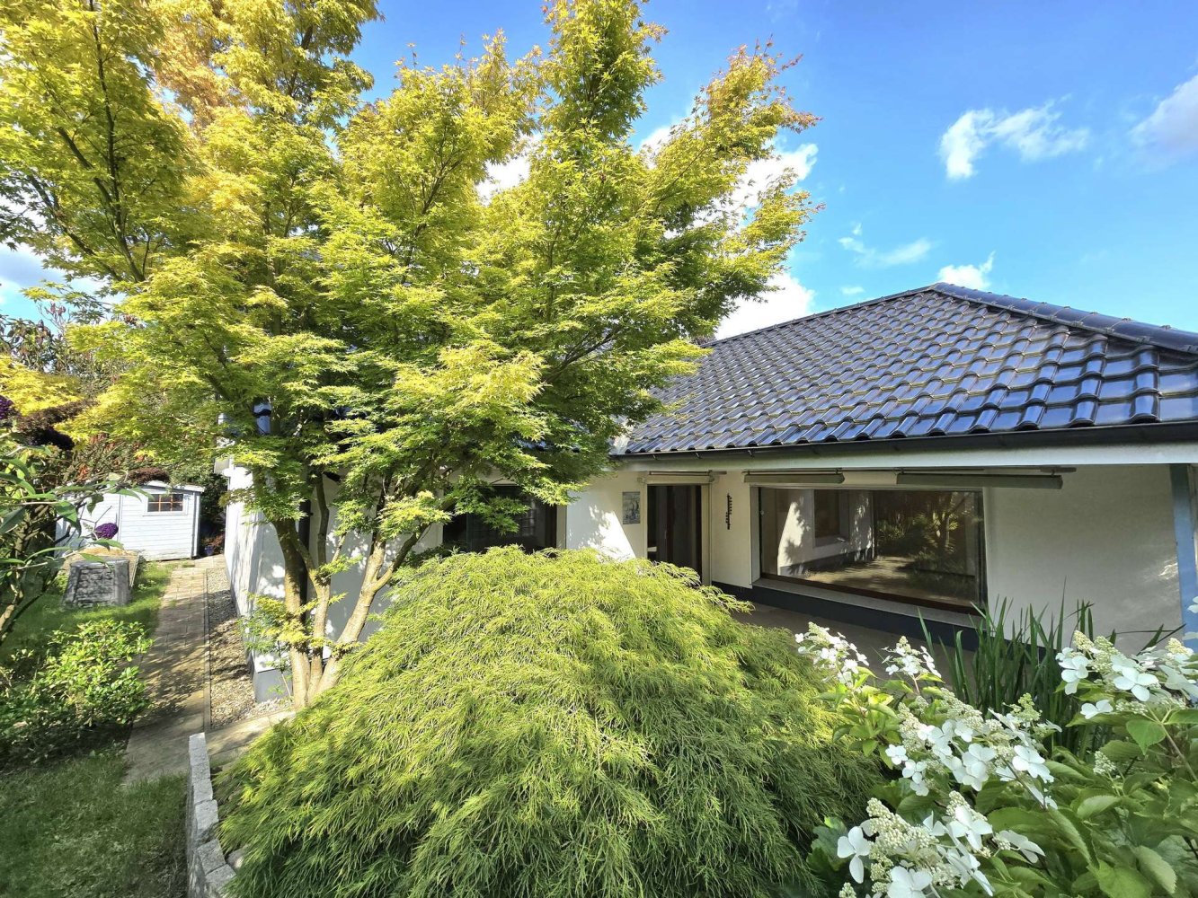 5 bedrooms Bungalow in Pinneberg, Germany No. 221997