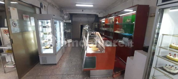 1-Zimmer Gewerbliche Immobilie in Rome, Italy, Nr. 169758 4