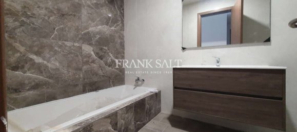 Квартира с 3 спальнями в Меллиха, Мальта № 7169 20