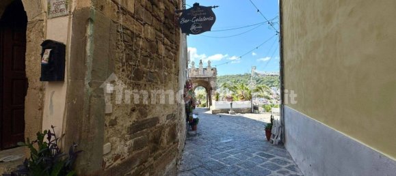Edificio de 5 habitaciónes en Agropoli, Italy No. 267251 10