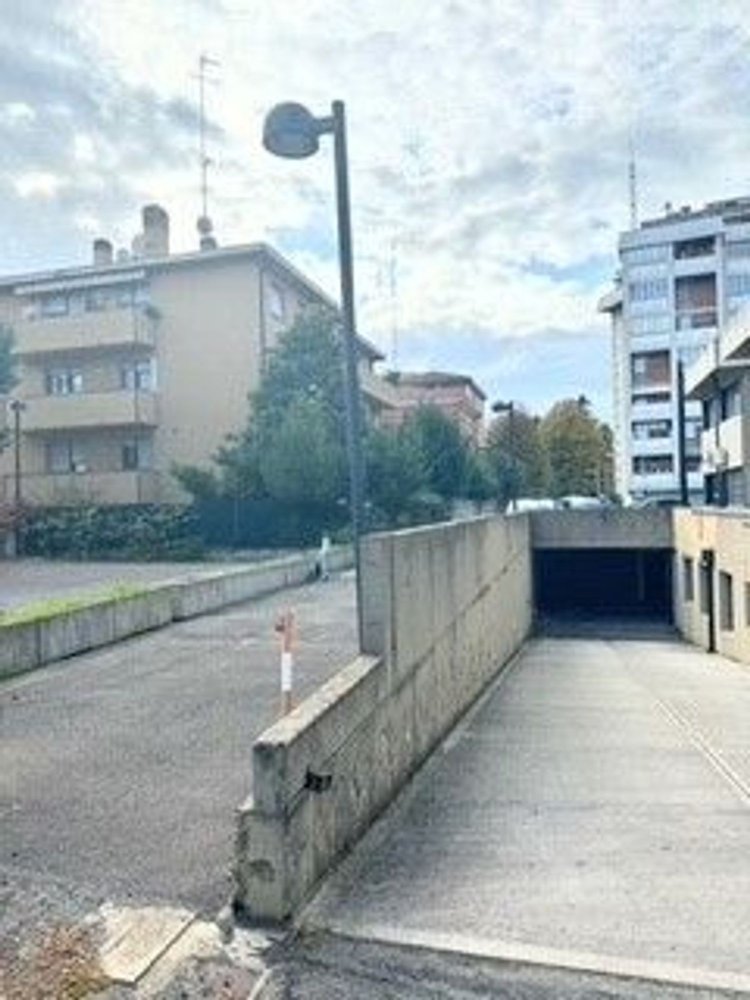 47m² Garage in San Lazzaro di Savena, Italy No. 156781