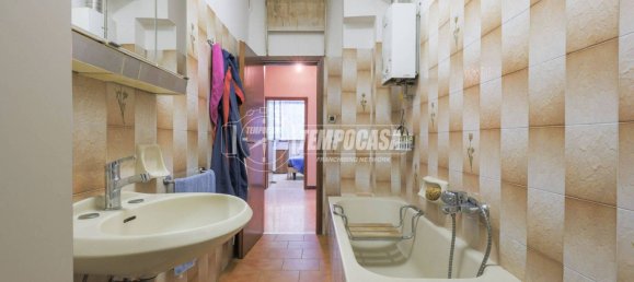 3 bedrooms Apartment in Bologna, Italy No. 271443 21