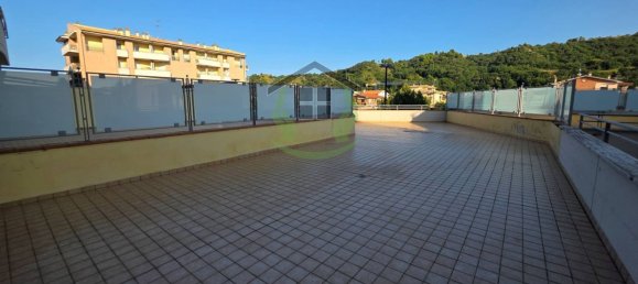 Квартира с 5 спальнями в Педазо, Италия № 349116 2