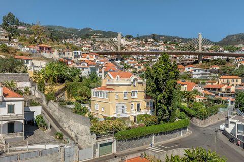 5 bedrooms House in Funchal, Portugal No. 242590