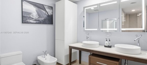 1 dormitorio propiedad comercial en venta en Miami, Miami-Dade, Florida, USA № 614440 10