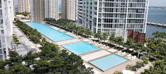 1 dormitorio propiedad comercial en venta en Miami, Miami-Dade, Florida, USA № 614440 21