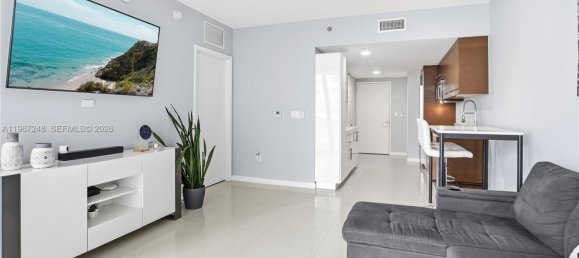 1 dormitorio propiedad comercial en venta en Miami, Miami-Dade, Florida, USA № 614440 4