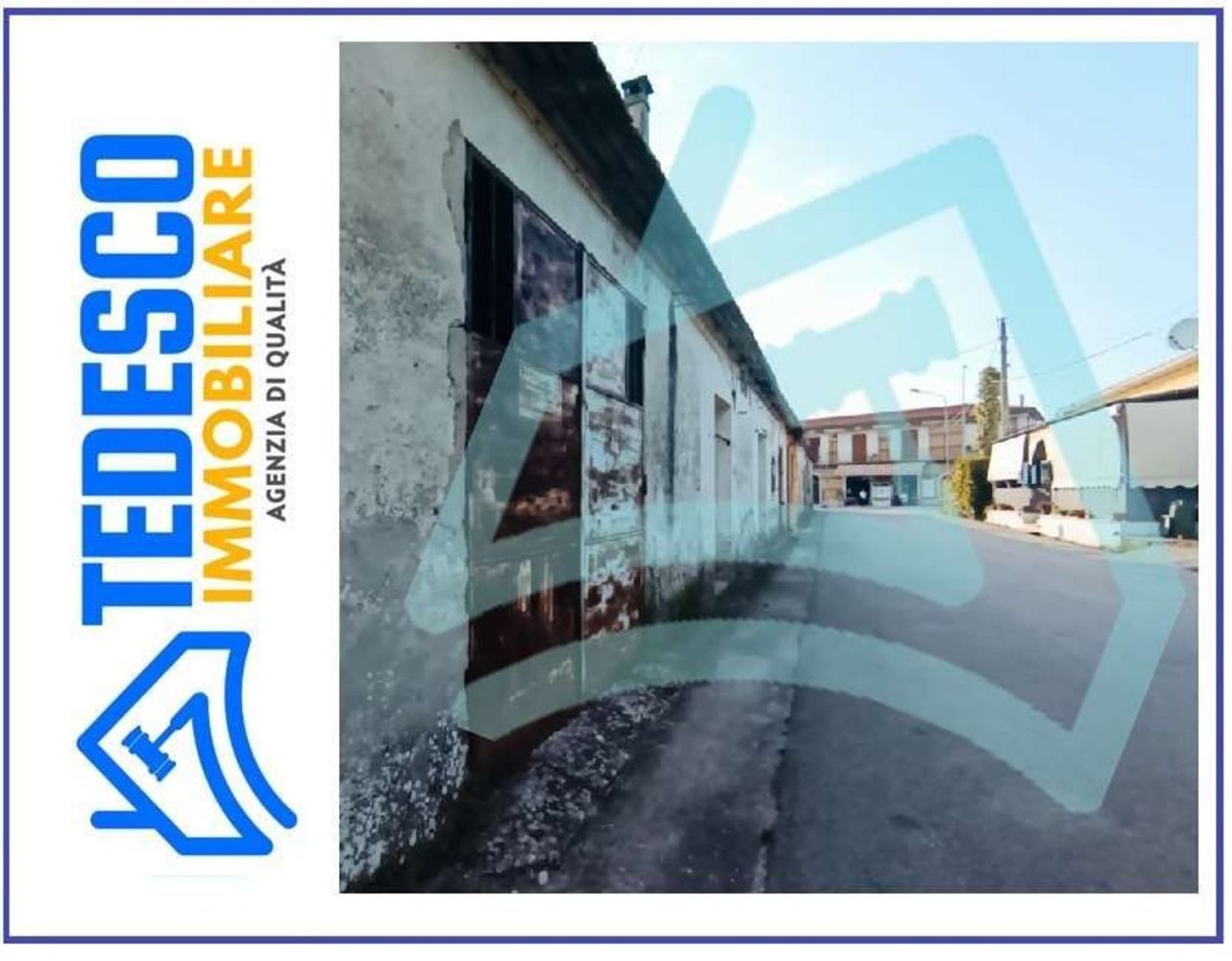 Коммерческая недвижимость 112м² в Пьетрельчина, Италия № 302810