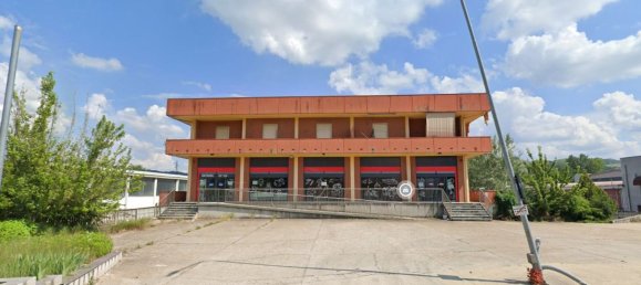 3195m² Building in Canelli, Italy No. 318173 2