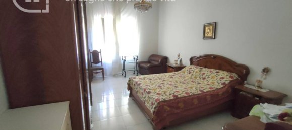 2 Schlafzimmer Wohnung in Portici, Italy, Nr. 31581 3