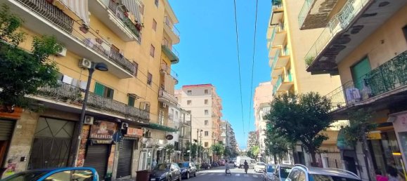 2 Schlafzimmer Wohnung in Portici, Italy, Nr. 31581 31