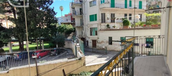 2 Schlafzimmer Wohnung in Portici, Italy, Nr. 31581 19